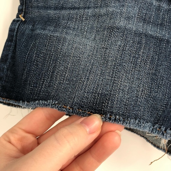 AMERICAN EAGLE Denim Jean Shorts Cutoff Stretch Denim 2 Women Raw Hem Distressed - Picture 3 of 6